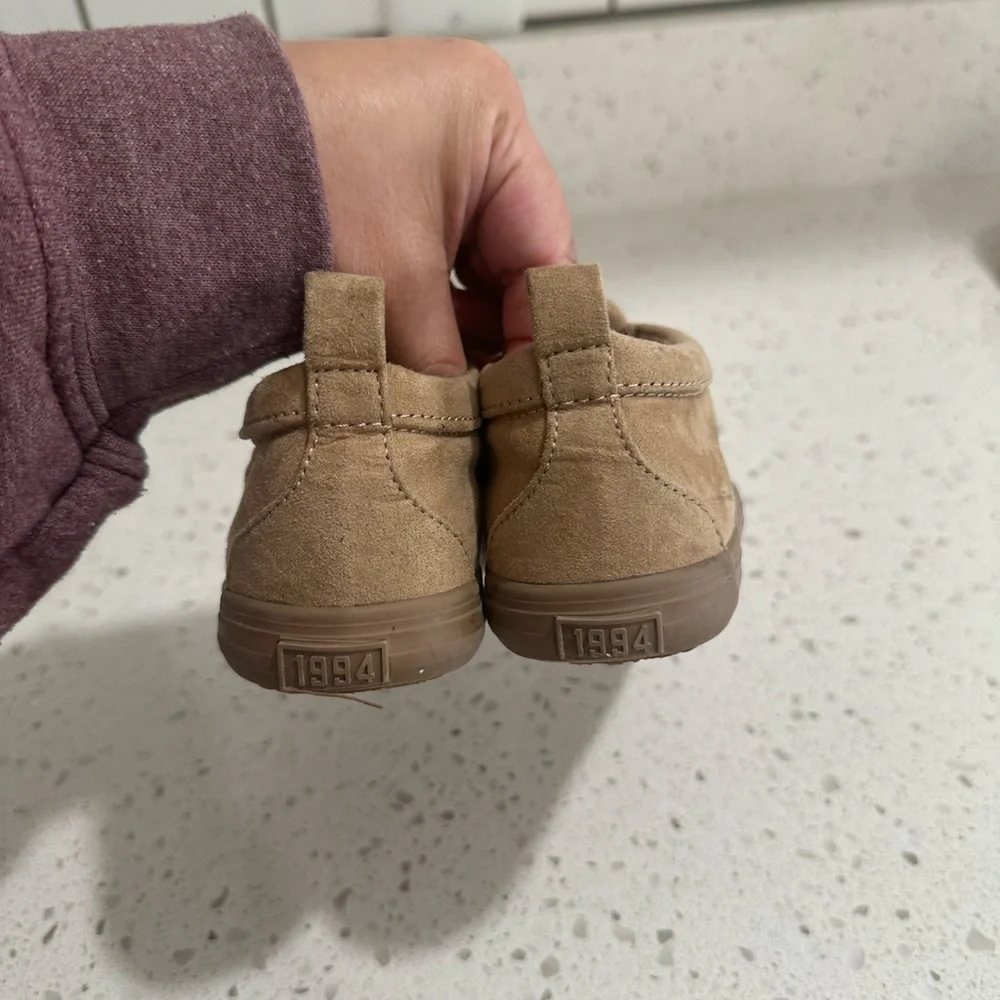 Old Navy Brown Kids Moccasins